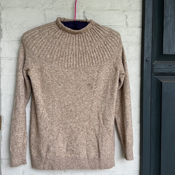 Anthropologie Sweaters - By Anthropologie Camel Mock Neck Pullover Sweater Size Small